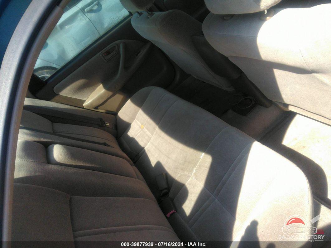 4T1BG22K1WU231226 1998 TOYOTA CAMRY photo no. 8