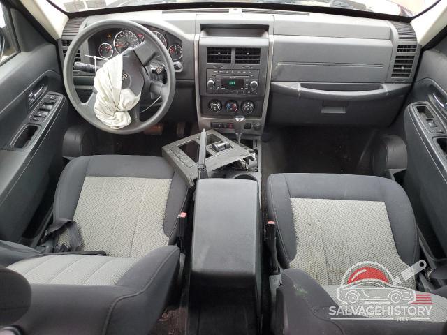 1J4PN2GK8AW127946 2010 JEEP LIBERTY photo no. 8