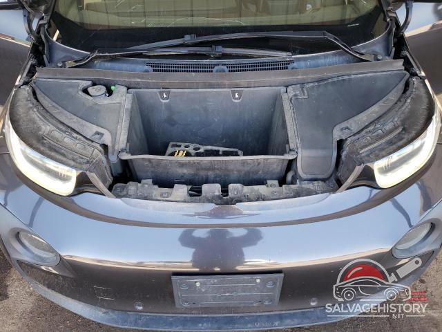 WBY1Z4C52EV274883 2014 BMW I SERIES photo no. 11
