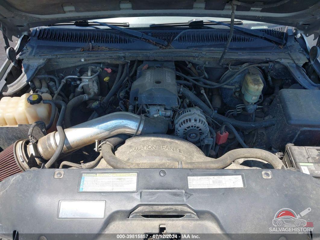 1GNEK13T1YJ175060 2000 CHEVROLET TAHOE photo no. 10
