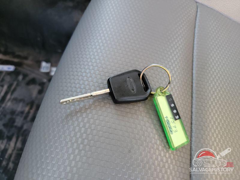 1FTMF1E83HKD47469 2017 FORD F150 photo no. 5