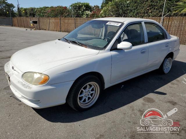 KNAFB1219Y5877873 2000 KIA SEPHIA photo no. 3