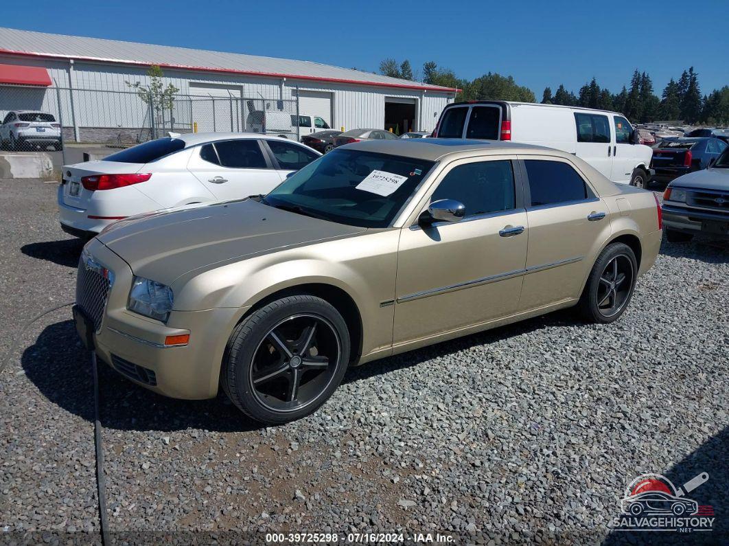 2C3CA5CV5AH147379 2010 CHRYSLER 300 photo no. 2