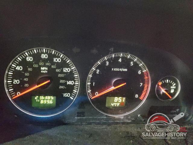 YV1CZ911451183915 2005 VOLVO XC90 photo no. 9