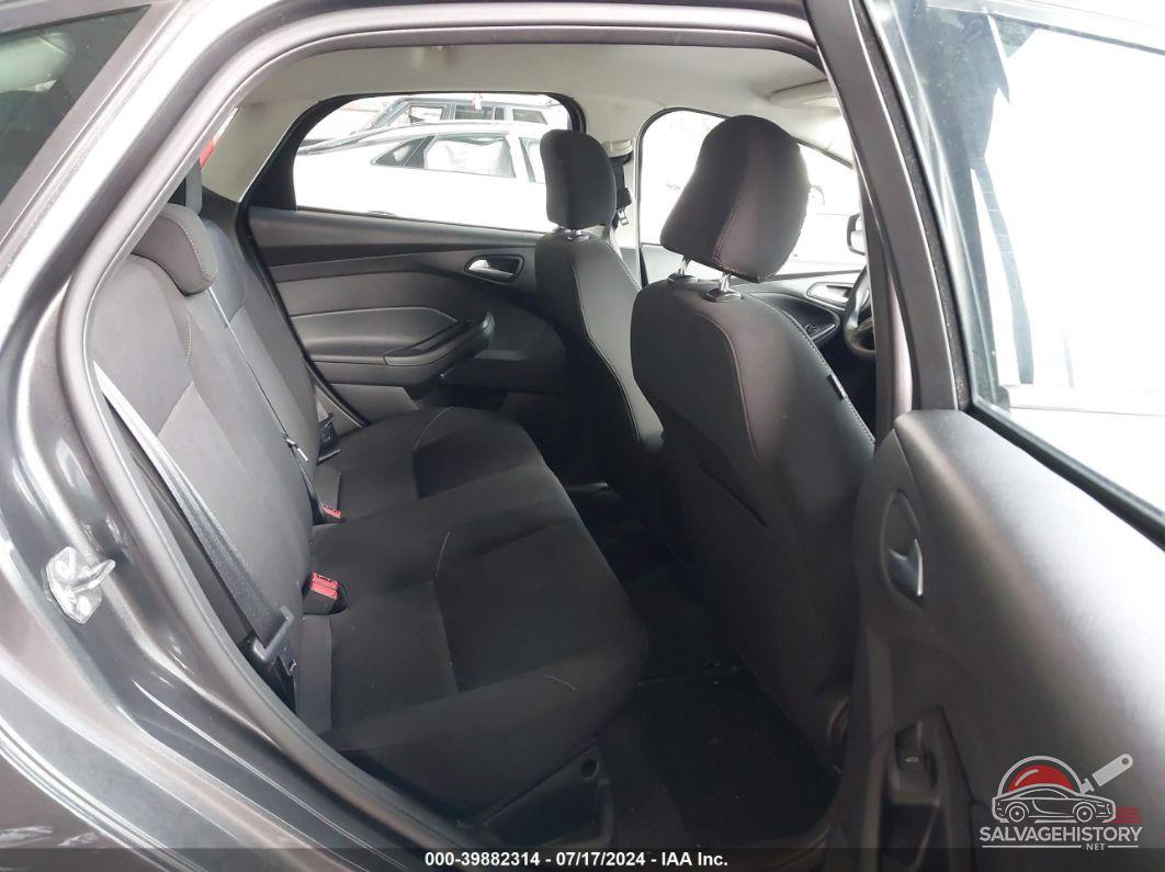 1FADP3F21HL207780 2017 FORD FOCUS photo no. 8