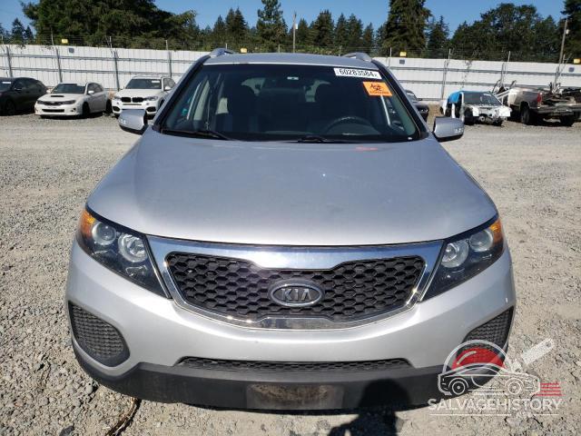 5XYKTDA20CG245936 2012 KIA SORENTO photo no. 5