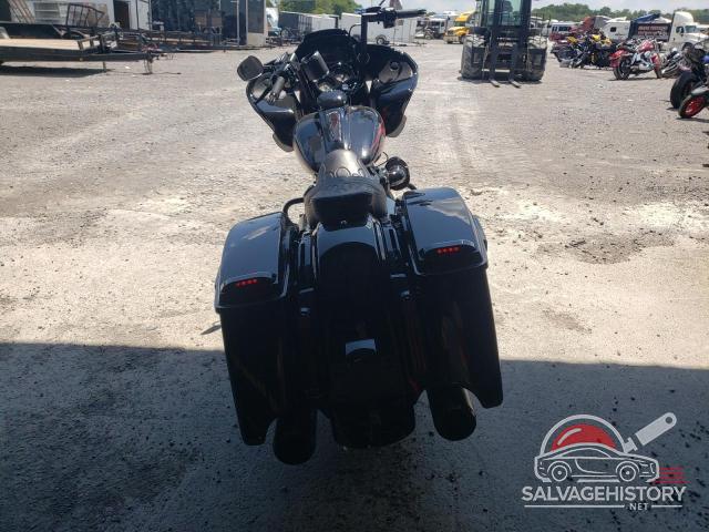1HD1KTC11JB679575 2018 HARLEY-DAVIDSON FL photo no. 4