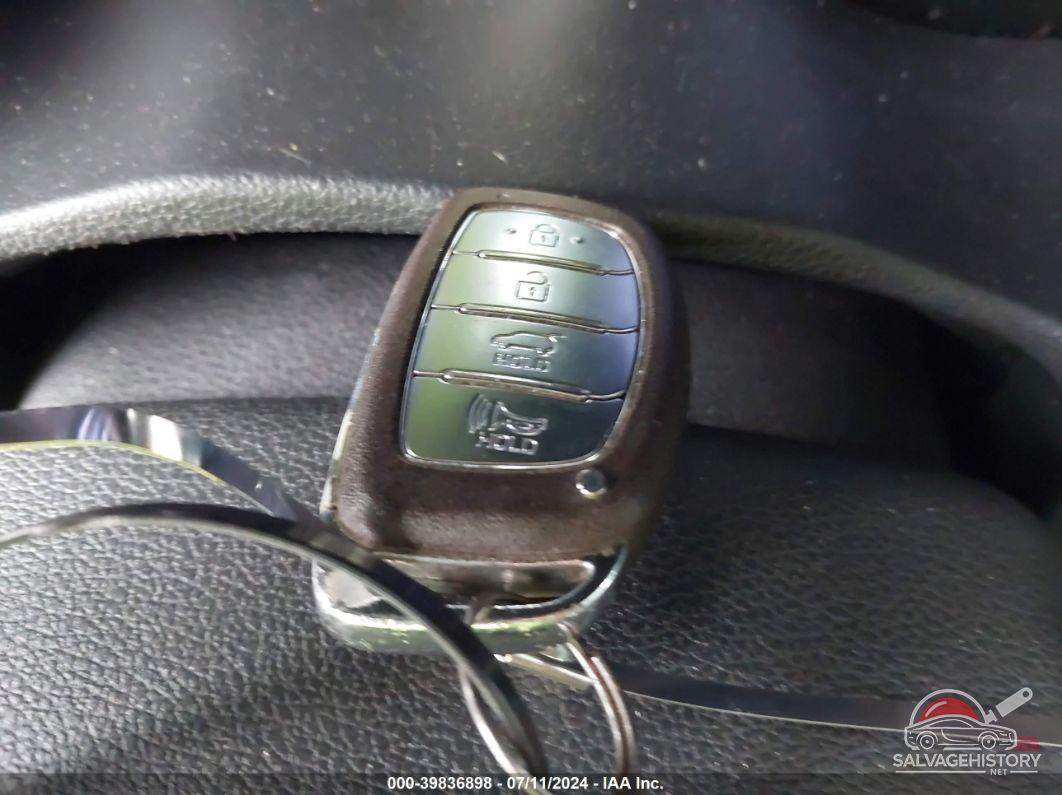 KM8J33A28GU154015 2016 HYUNDAI TUCSON photo no. 11