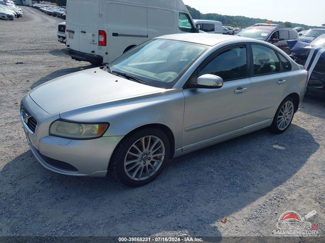 YV1MS390592463831 2009 VOLVO S40 photo no. 2
