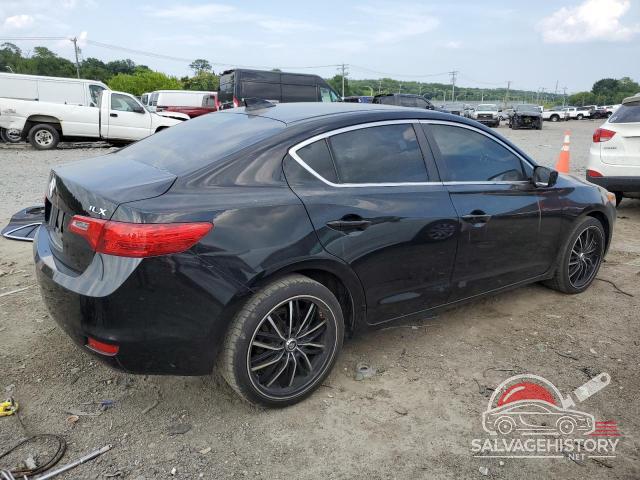 19VDE2E55FE000250 2015 ACURA ILX photo no. 3