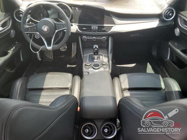ZARFAEEN2J7576051 2018 ALFA ROMEO GIULIA photo no. 8