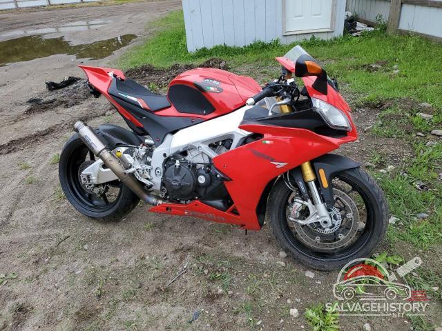 ZD4RKUA49FS000431 2015 APRILIA MOTORCYCLE photo no. 1