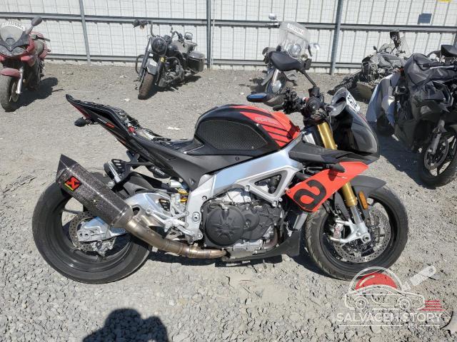 ZD4KGU003KS001120 2019 APRILIA TUONO V4 photo no. 3