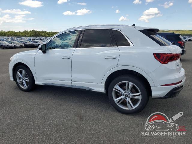 WA1DECF30N1094818 2022 AUDI Q3 PREMIUM photo no. 2