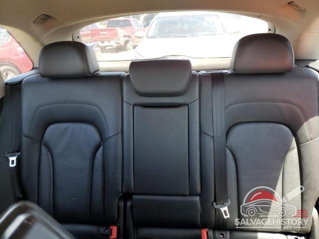 WA1CFAFPXBA008314 2011 AUDI Q5 photo no. 10