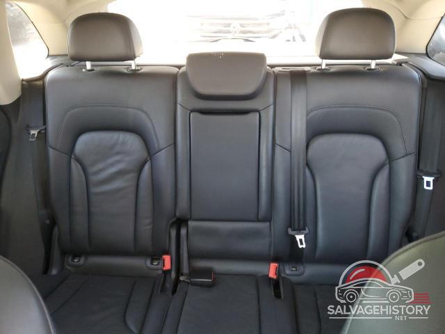 WA1LFAFPXCA088442 2012 AUDI Q5 photo no. 10