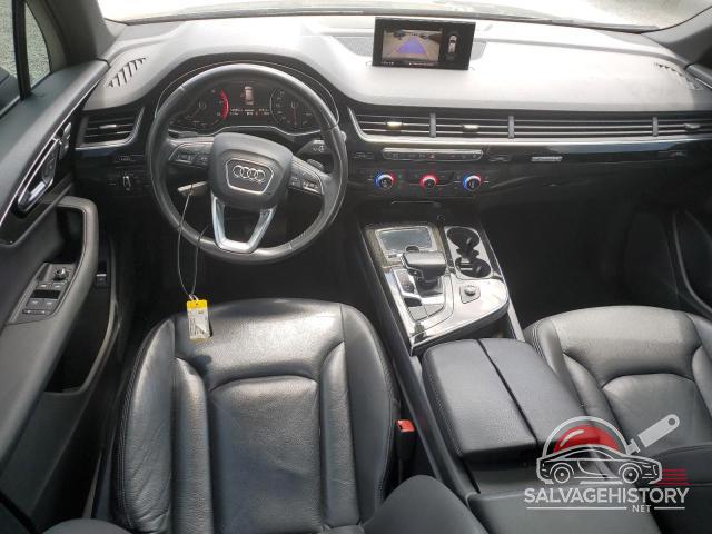 WA1AAAF77HD005562 2017 AUDI Q7 photo no. 8