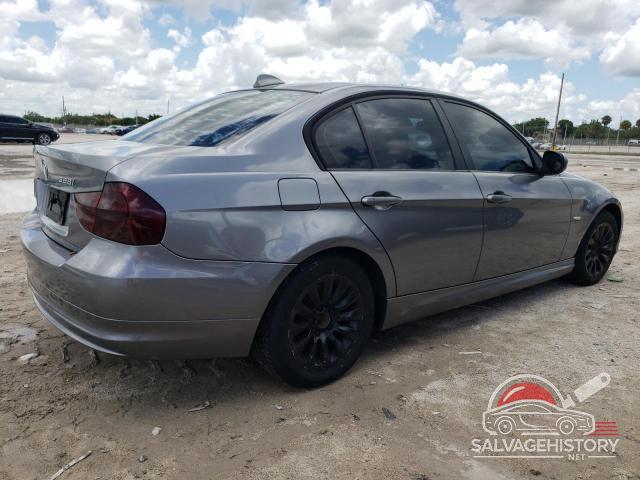 WBAPH735X9A174718 2009 BMW 3 SERIES photo no. 3