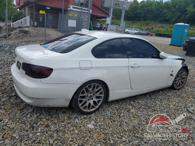 WBAWB33509P137647 2009 BMW 3 SERIES photo no. 3