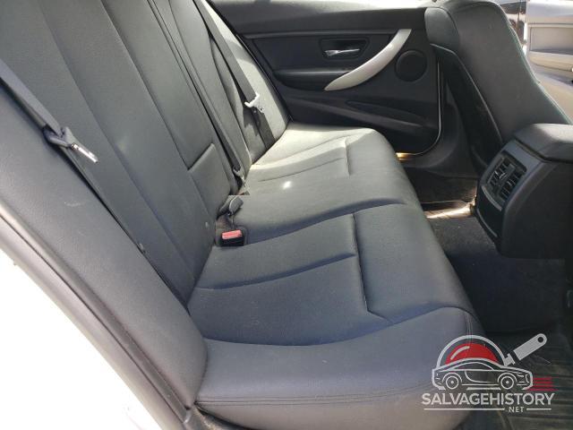 WBA3C3G59ENS70004 2014 BMW 3 SERIES photo no. 10