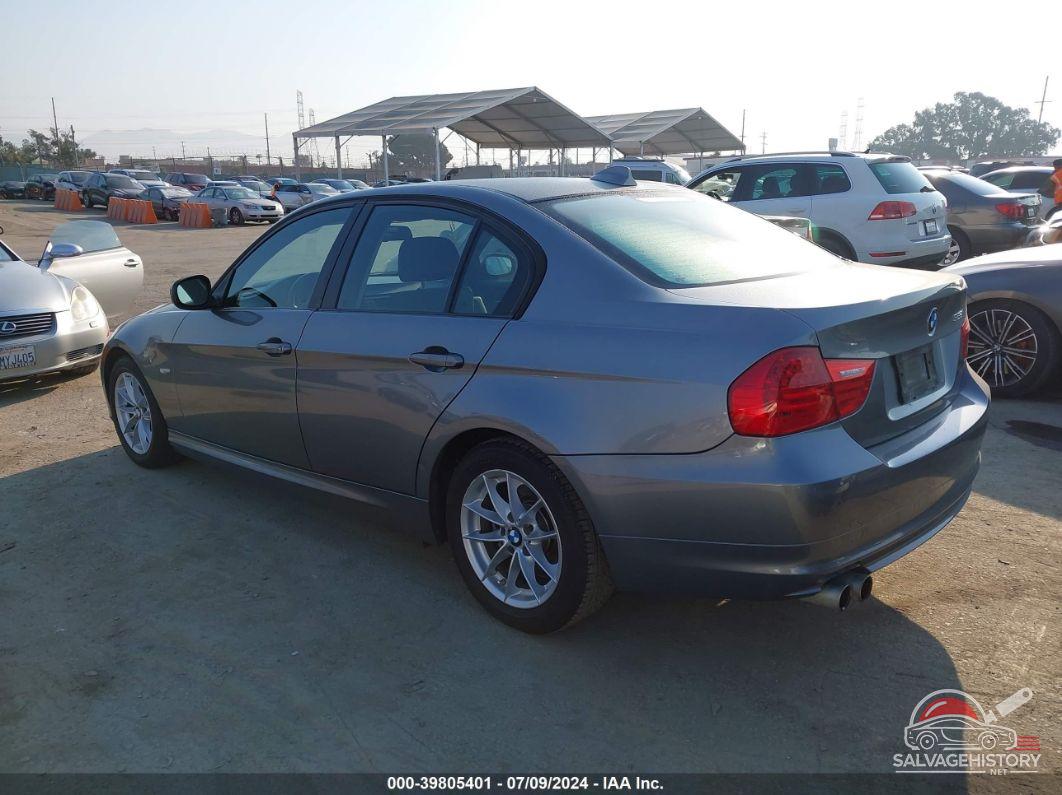 WBAPH5G51ANM36203 2010 BMW 328 photo no. 3