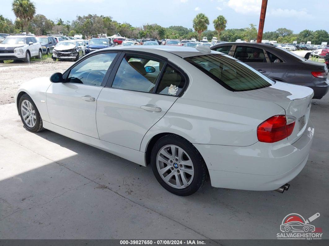 WBAVA33517KX80677 2007 BMW 328I photo no. 3