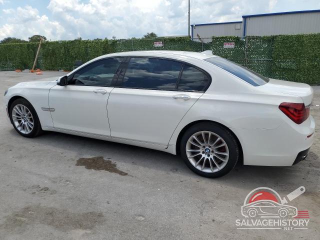WBAYE8C52FD781998 2015 BMW 7 SERIES photo no. 2