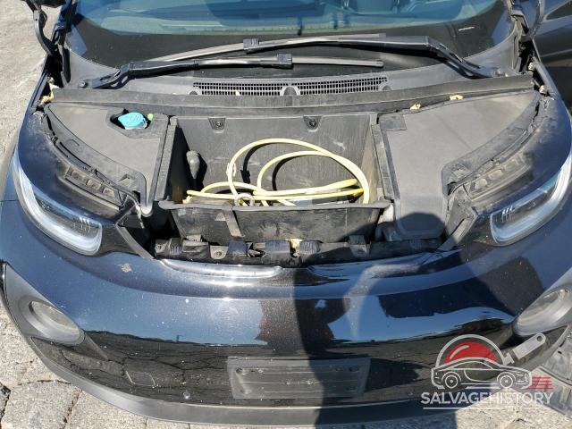 WBY1Z8C3XHV890776 2017 BMW I SERIES photo no. 11