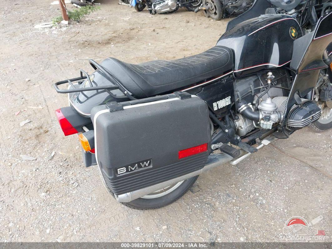WB1044906C6242112 1982 BMW R100 photo no. 4
