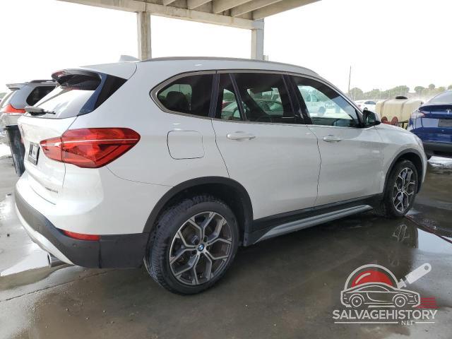 WBXJG7C04M5T00219 2021 BMW X1 photo no. 3