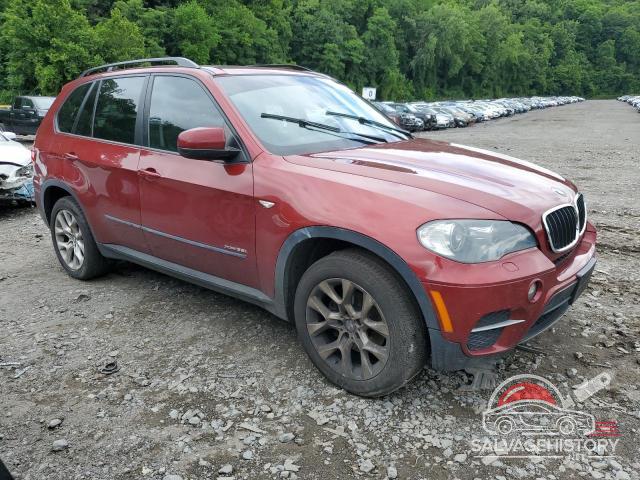 5UXZV4C58BL741570 2011 BMW X5 photo no. 4