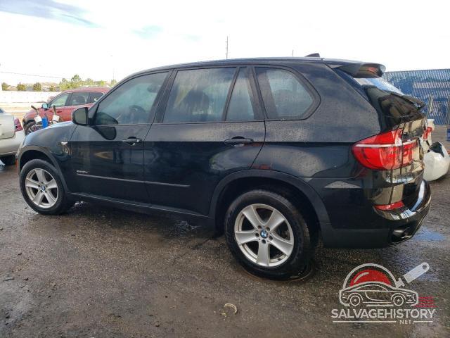5UXZW0C58BL659585 2011 BMW X5 photo no. 2