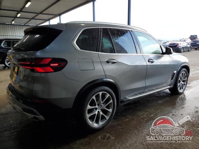 5UX23EU04R9S87874 2024 BMW X5 photo no. 3