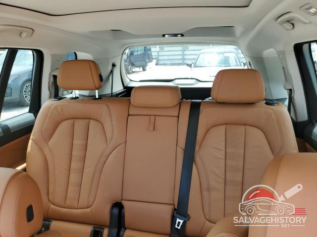 5UXCW2C0XN9J14947 2022 BMW X7 photo no. 10