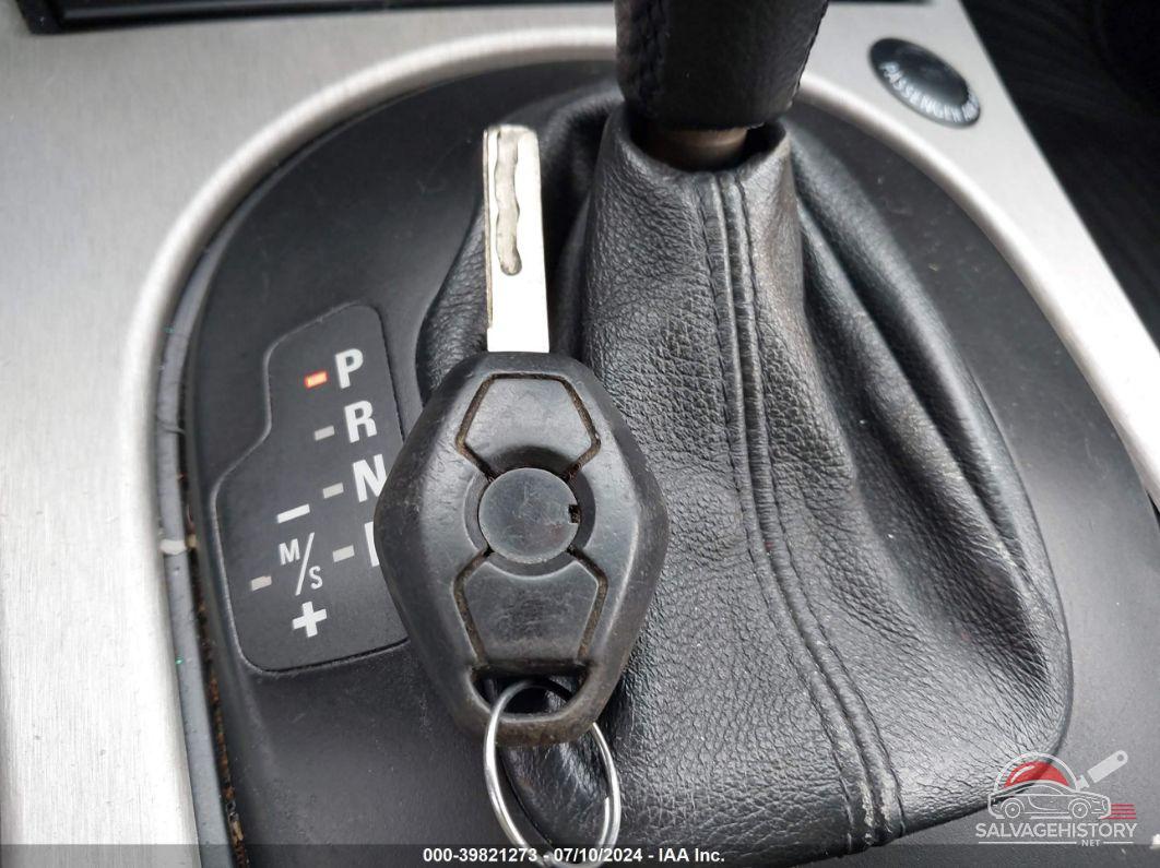 4USBT335X5LS57336 2005 BMW Z4 photo no. 11