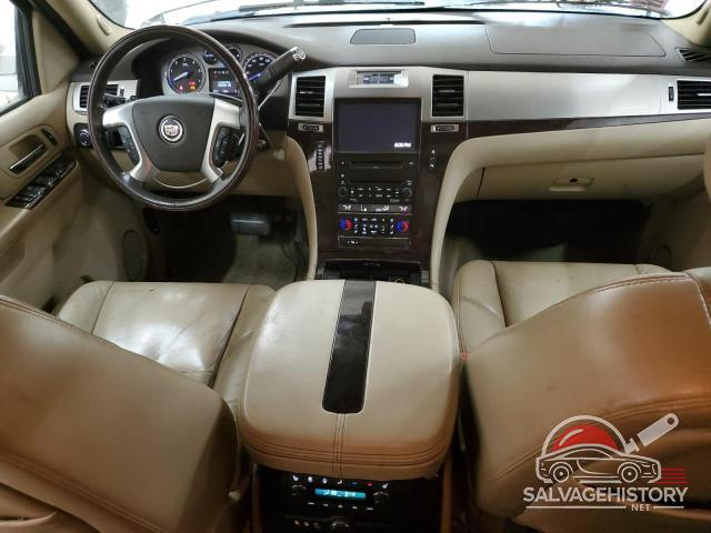 1GYUKBEF9AR211709 2010 CADILLAC ESCALADE photo no. 8