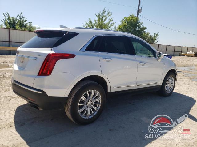 1GYKNARS2KZ268769 2019 CADILLAC XT5 photo no. 3