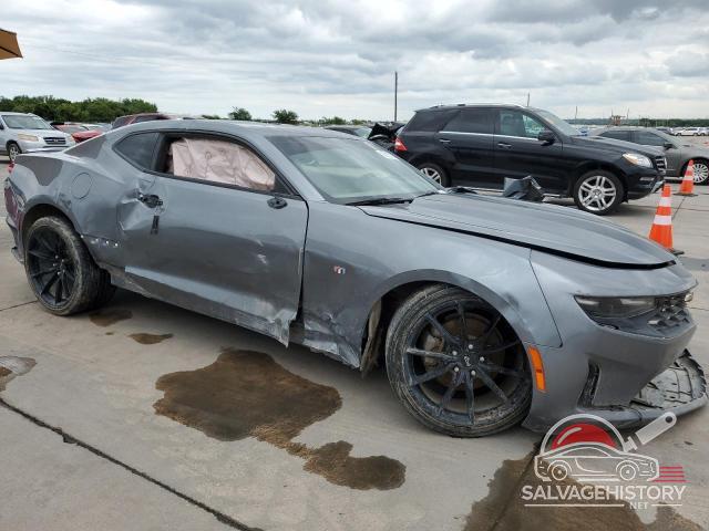 1G1FB1RX5L0104233 2020 CHEVROLET CAMARO photo no. 4