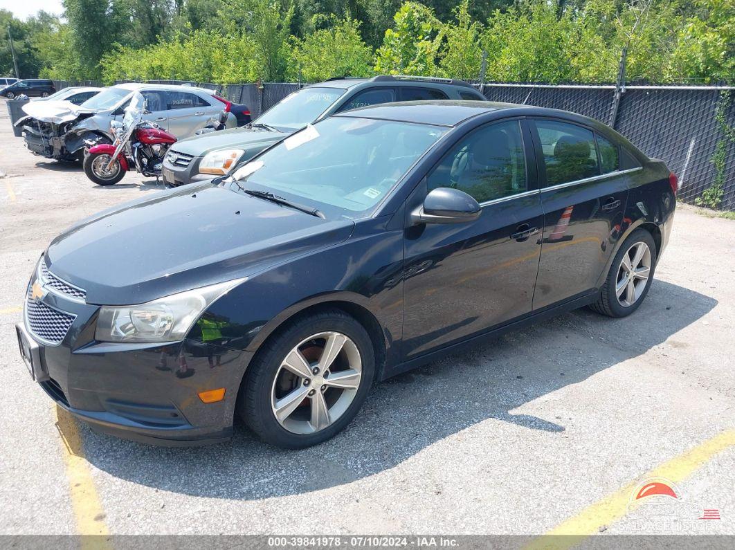 1G1PE5SB7D7220852 2013 CHEVROLET CRUZE photo no. 2