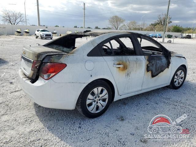 1G1PA5SH7F7196782 2015 CHEVROLET CRUZE photo no. 3