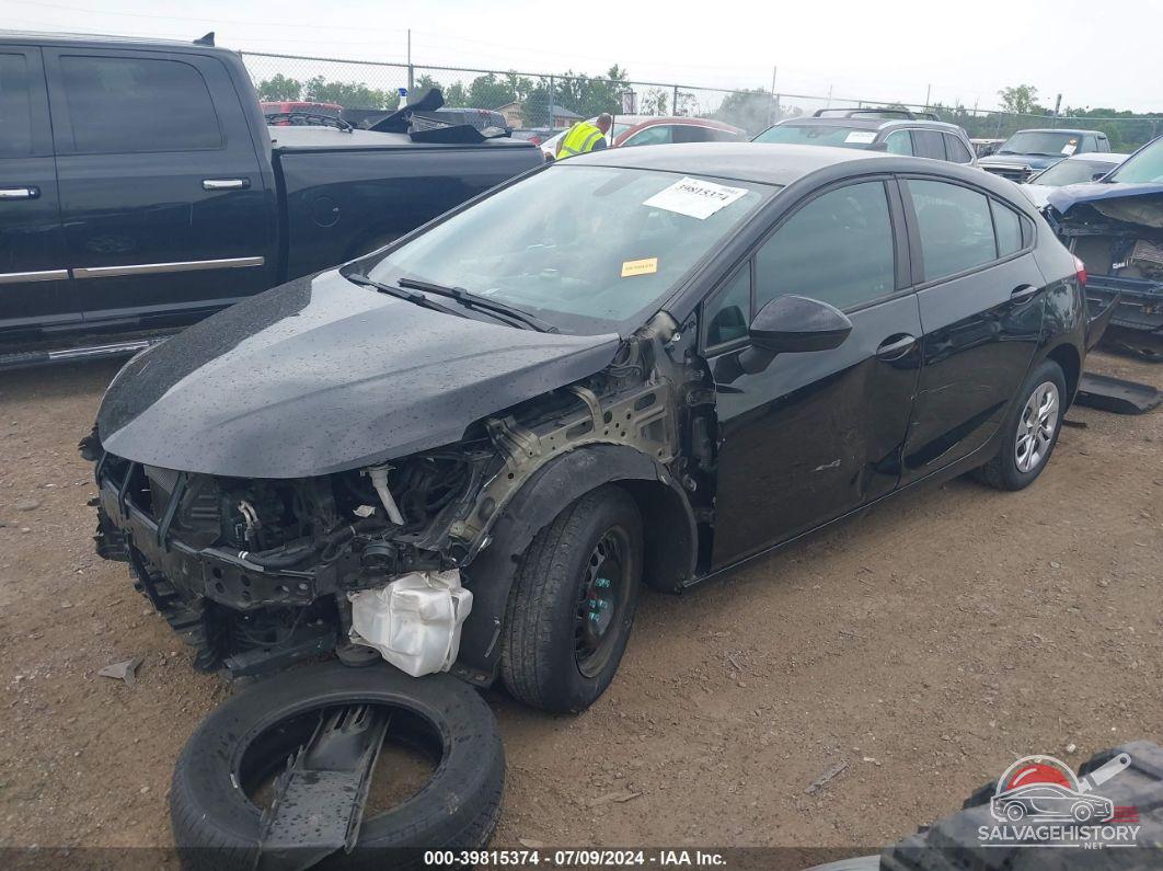 3G1BC6SM8KS531695 2019 CHEVROLET CRUZE photo no. 2