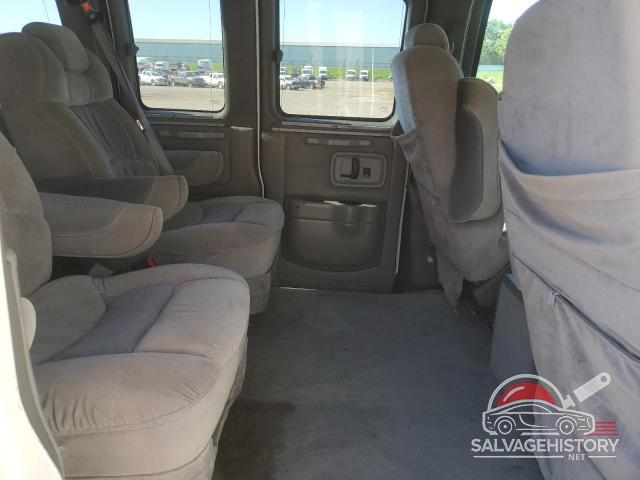 1GBFG15TX31234387 2003 CHEVROLET EXPRESS photo no. 11