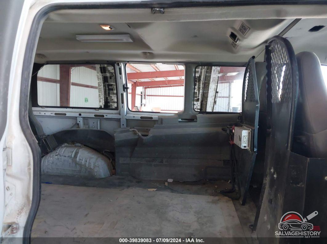 1GBFG154X81186129 2008 CHEVROLET EXPRESS photo no. 8
