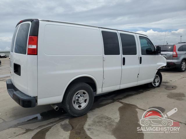1GCWGAFG7J1339317 2018 CHEVROLET EXPRESS photo no. 3