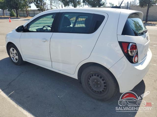 1G1JA6SH9F4207276 2015 CHEVROLET SONIC photo no. 2