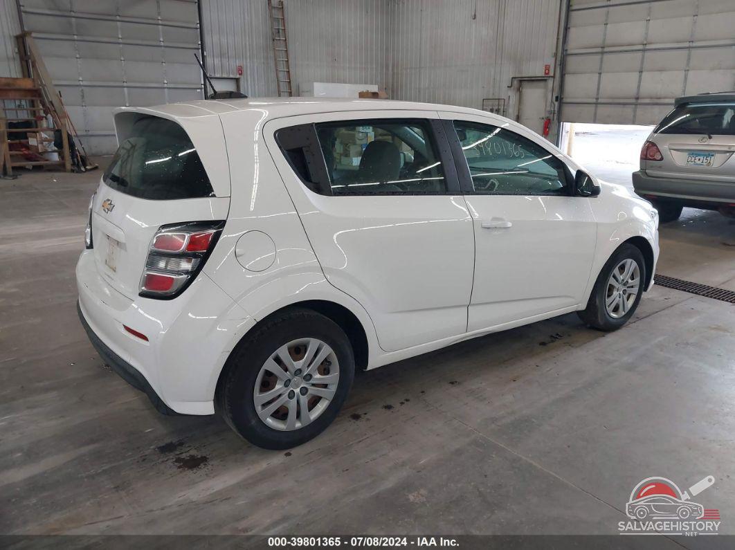 1G1JG6SH5H4134165 2017 CHEVROLET SONIC photo no. 4
