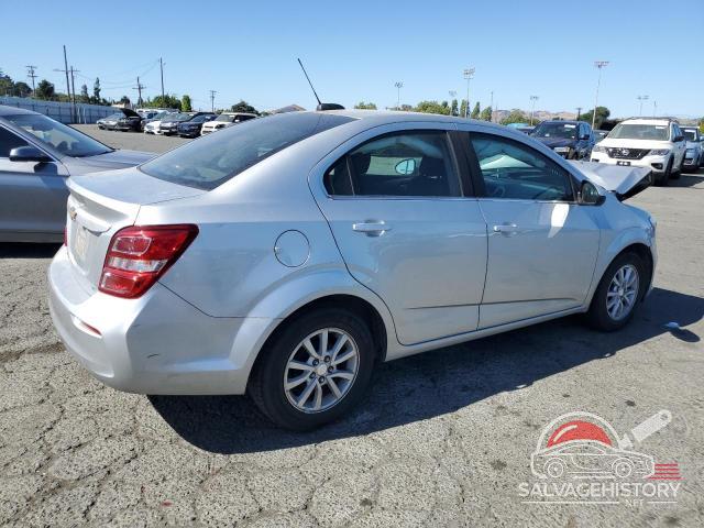 1G1JD5SG7J4122986 2018 CHEVROLET SONIC photo no. 3