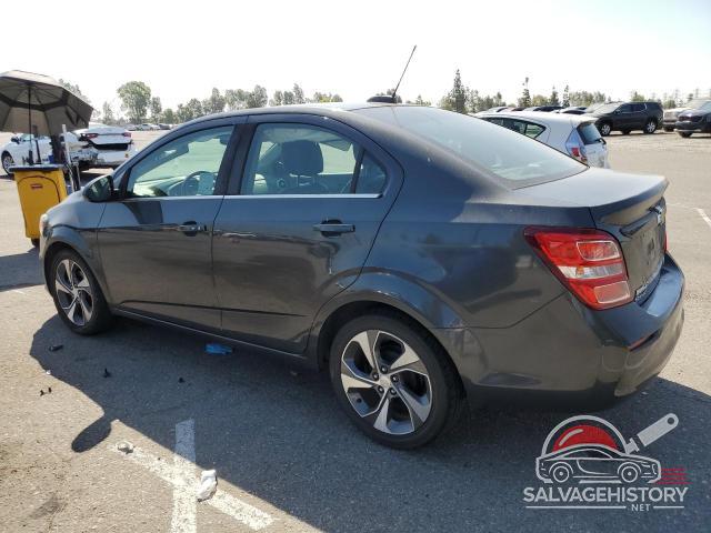 1G1JF5SB7K4128755 2019 CHEVROLET SONIC photo no. 2
