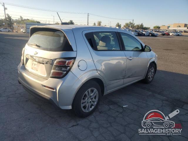 1G1JG6SB3L4133150 2020 CHEVROLET SONIC photo no. 3