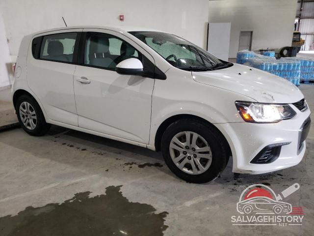 1G1JG6SB5L4124949 2020 CHEVROLET SONIC photo no. 4